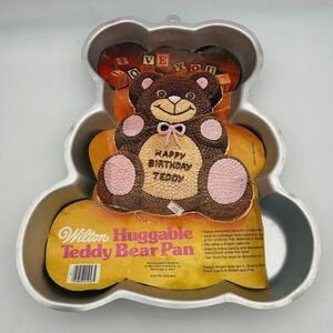 Wilton "Huggable Bear" Vintage 1982 ‎ Retired Cake Pan 502-3754 w/ Paper Insert